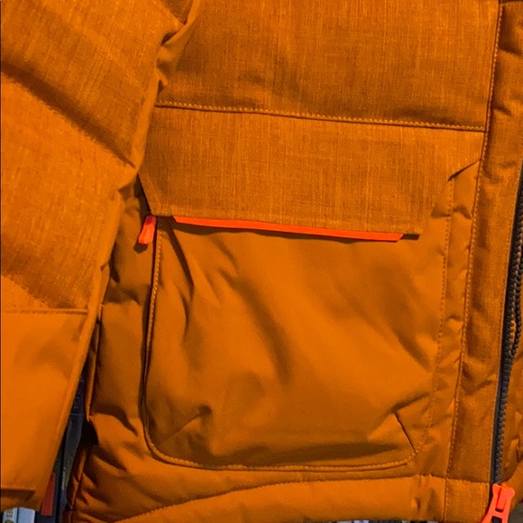 Helly Hansen Sponsored Snow Jacket ❄️ - Picture 7 of 15